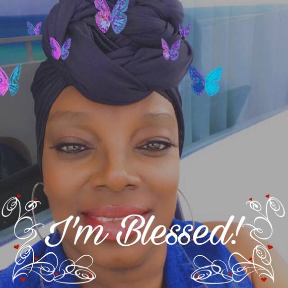 Profile Picture of Natalyn Alexander (@natalyn_a) on Poshmark