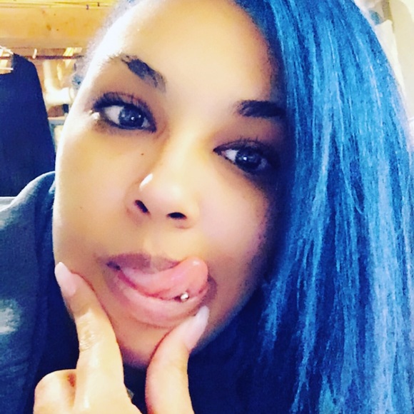 Profile Picture of Ericka Mitchell (@erykahm90) on Poshmark