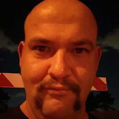Profile Picture of Aaron Riffe (@Mazkot2000) on Twitter