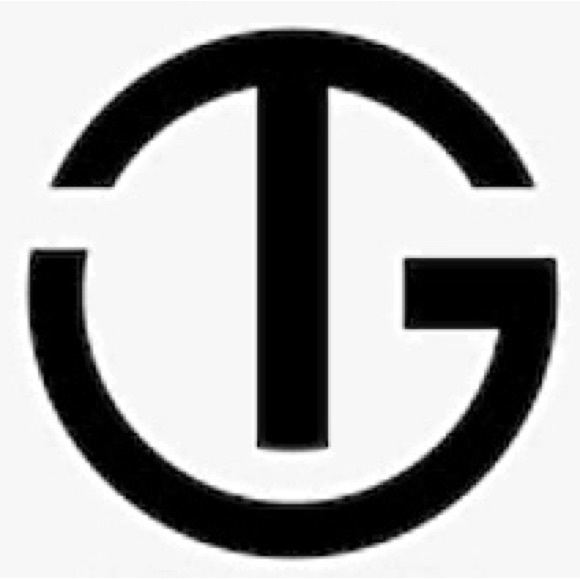 Profile Picture of Travis Groome (@travisg4u82775) on Poshmark