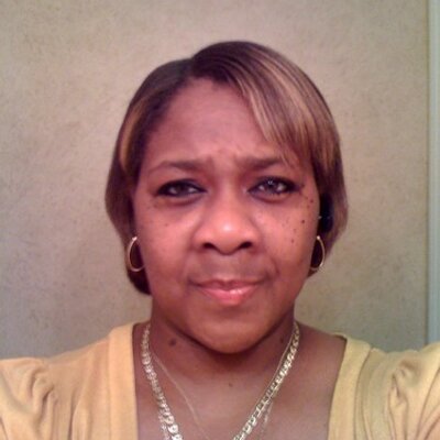 Profile Picture of Marilyn Wallace (@mochatreat10) on Twitter