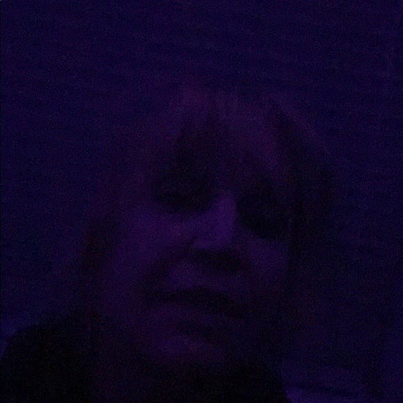 Profile Picture of Jo Wyatt (@dancerjojo12) on Poshmark