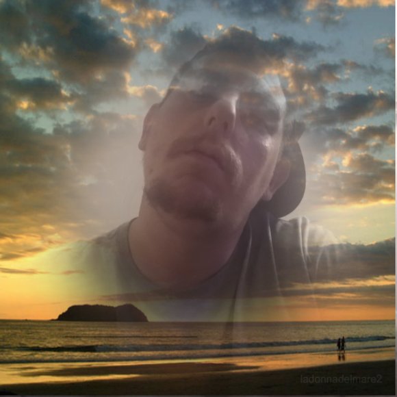 Profile Picture of Shawn Temple (@srt8982) on Poshmark