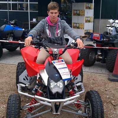 Profile Picture of Mike Ter Horst (@Yamaha3672) on Twitter