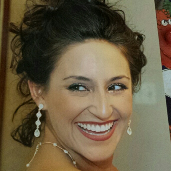 Profile Picture of Laura Morrissey (@leperlily) on Poshmark