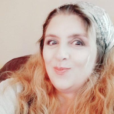 Profile Picture of Lisa Squires (@Kibblznritz) on Twitter