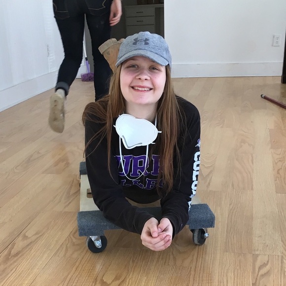 Profile Picture of Cameron Upham (@cupham23bf) on Poshmark