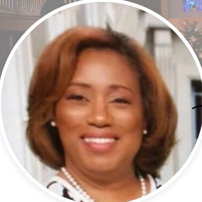 Profile Picture of La Brenda Normanon Twitter