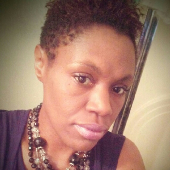 Profile Picture of Namika Anthony (@msmykee1) on Poshmark