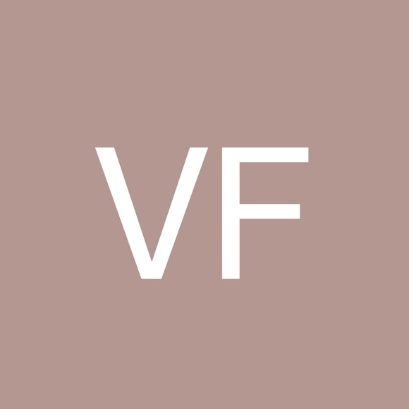 Profile Picture of Virginia Fryhover (@bigsissie) on Poshmark