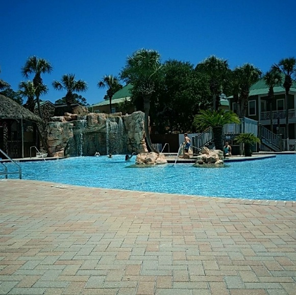 Profile Picture of Joanie Olszeski (@joanieoh1) on Poshmark