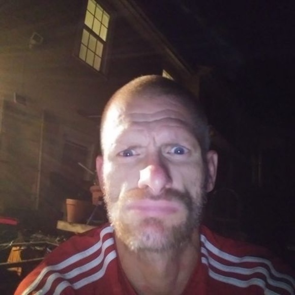 Profile Picture of Lucius Steen (@luciussteen) on Poshmark