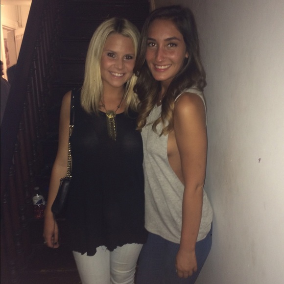 Profile Picture of Ally Enelow (@blondiegirl613) on Poshmark