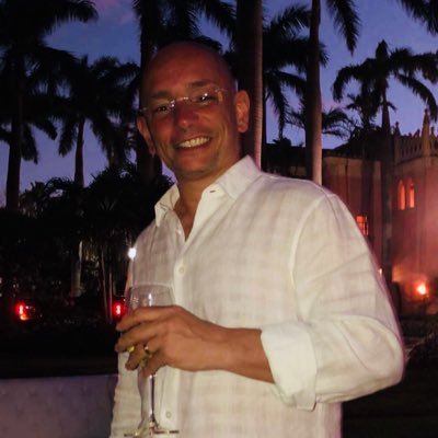 Profile Picture of Anthony Melchiorri (@carmen_cusack) on Twitter