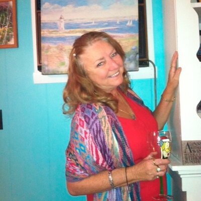 Profile Picture of Eileen Vincent (@EileenVin) on Twitter