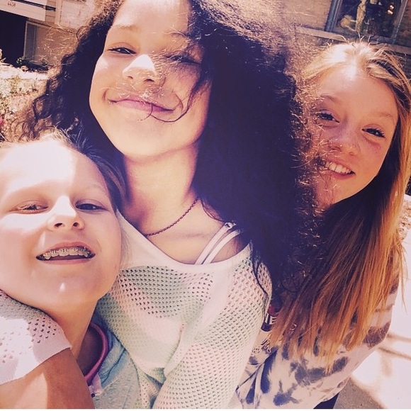 Profile Picture of Helen Meals (@helenmelon238) on Poshmark