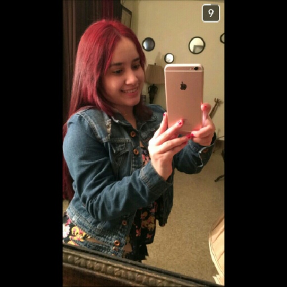 Profile Picture of Zulma Alvarez (@zulmaaa9) on Poshmark