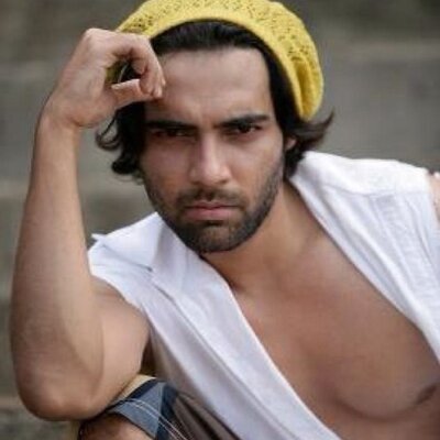 Profile Picture of Mohamed Aslam Akhtar (@slambangthxumam) on Twitter