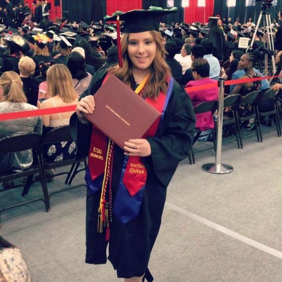 Profile Picture of Bryonna Thompson (@brythom) on Poshmark