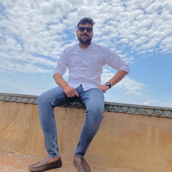 Profile Picture of Chirag Soni (@chiragsoni77635) on Poshmark