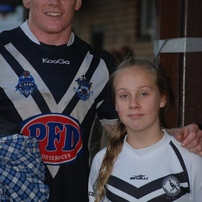 Profile Picture of Sarah-Jane Gunderson (@Wenty_BallGirl) on Twitter