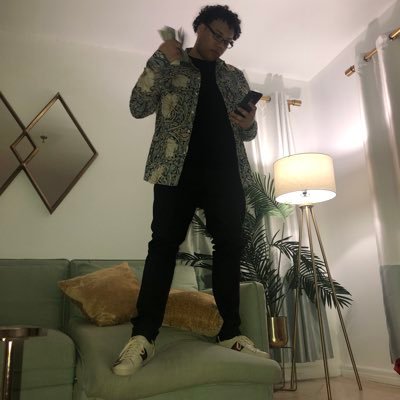 Profile Picture of Kareem Barker (@richniggareem) on Twitter