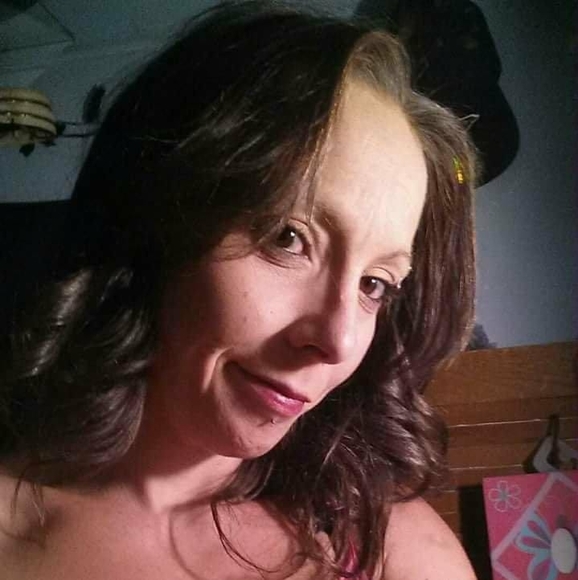 Profile Picture of Ashley Luke (@ashley_luke) on Poshmark