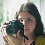 Profile Picture of Lily Simons🌻 (@lilayespics) on Instagram