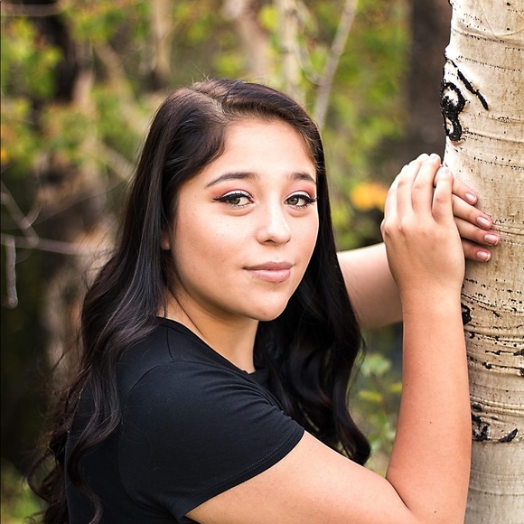 Profile Picture of Kaya Corrella (@kaya_corrella) on Poshmark