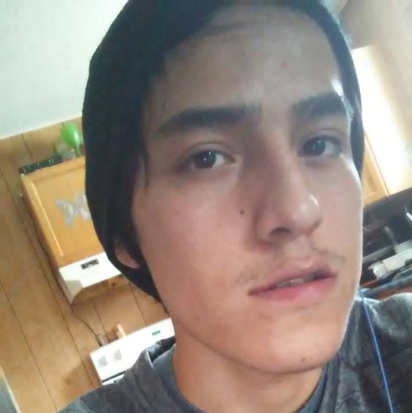 Profile Picture of Pete Ballantyne (@peteok8) on Poshmark