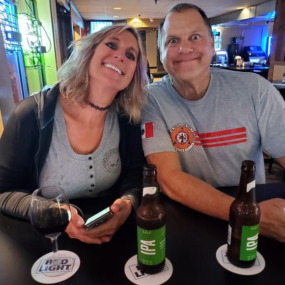 Profile Picture of Craig Dexter (@dexter_craig) on Poshmark