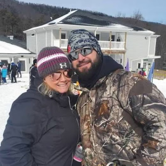 Mary ann Richeson - Poshmark Profile Picture of Mary ann Richeson (@joejapjeep123) on Poshmark