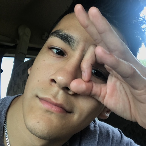 Profile Picture of Joe Ramirez (@joex2real) on Poshmark