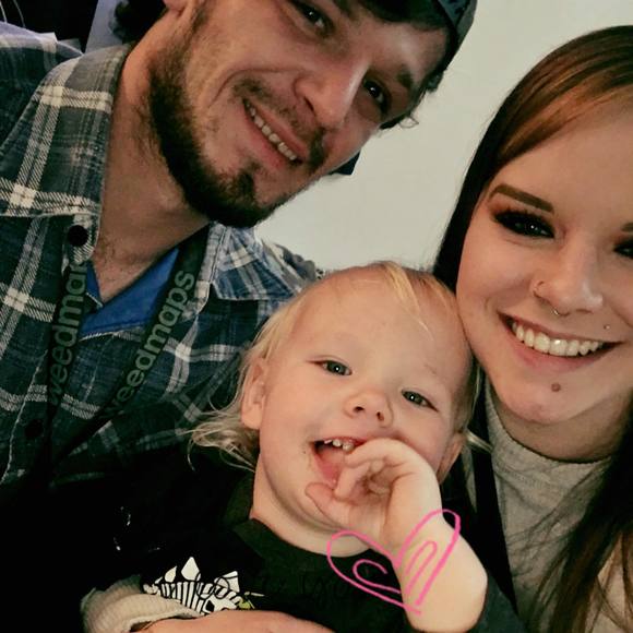 Profile Picture of Amber Scherer (@amberrasta) on Poshmark