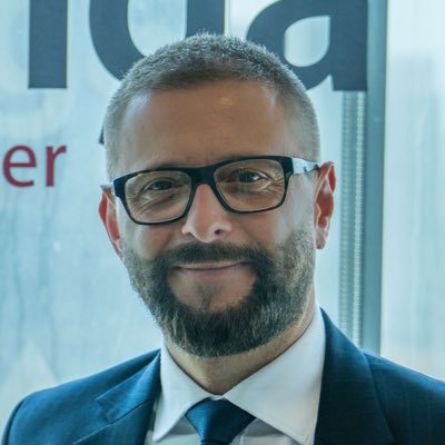 Profile Picture of Stephen Haw (@HawStephen) on Twitter