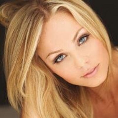 Profile Picture of Laura Vandervoort (@lauravandervoor) on Twitter