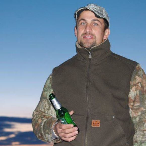 Profile Picture of Miroslav Kobylka (@kobyla22) on Poshmark