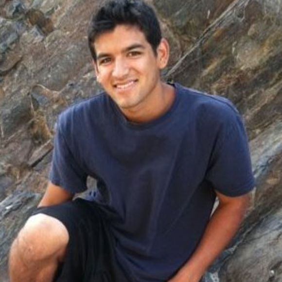 Profile Picture of Hershell Acosta (@hersh7) on Poshmark