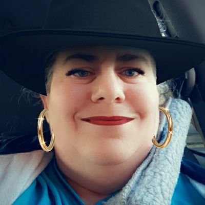 Profile Picture of Patricia Blackmon (@crazycatlady700) on Twitter