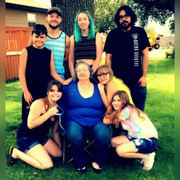 Steven Zacharias - Poshmark Profile Picture of Steven Zacharias (@officialstevez) on Poshmark