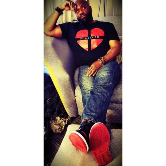 Profile Picture of David Crouch (@davidcrouch554) on Poshmark