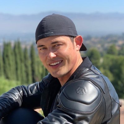 Profile Picture of Official Christopher Sean Fans (@CSeanOfficial) on Twitter