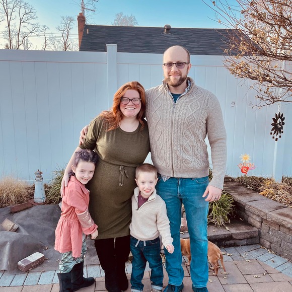 Profile Picture of Jessica Karbach (@jesskay) on Poshmark