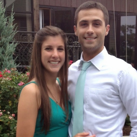 Beth Dorrity - Poshmark Profile Picture of Beth Dorrity (@dorrity2) on Poshmark