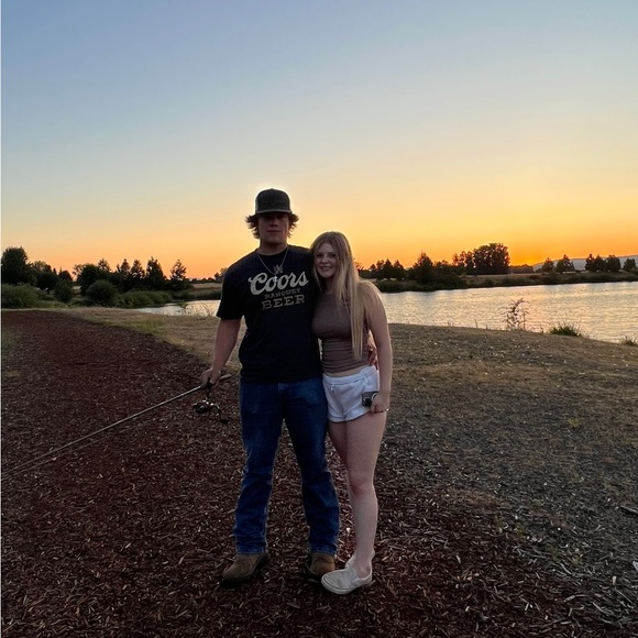 Profile Picture of Eliot Lee (@eliotlee9023) on Poshmark