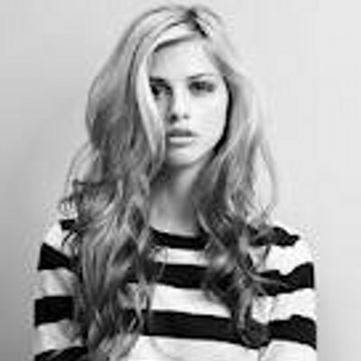 Profile Picture of Zina Deily (@Zina_Deily) on Twitter