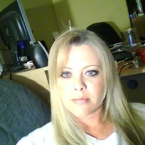 Profile Picture of Essie Batten (@309144467) on Myspace