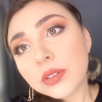 Profile Picture of Guadalupe Lua (@GuadalupeLua2) on Twitter