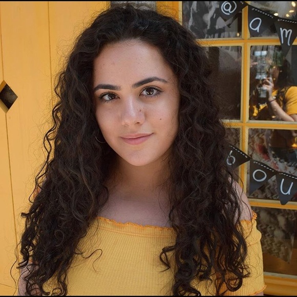 Profile Picture of Ester Shamailova (@estersham) on Poshmark