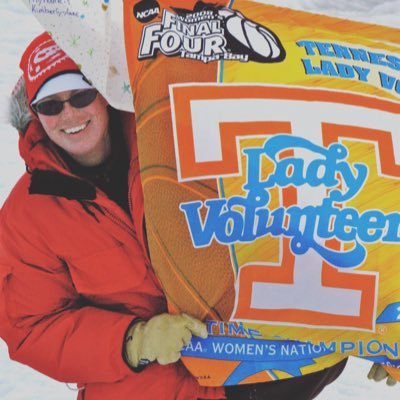 Profile Picture of Michele Cross (@Icetrekker2009) on Twitter